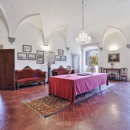 Apartament Situato Sulla Prima Collina Con Vista Magnifica
