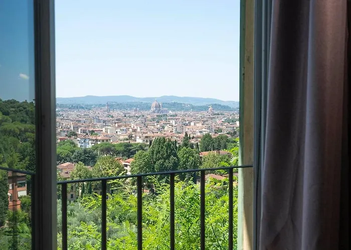 Lejlighed Situato Sulla Prima Collina Con Vista Magnifica *