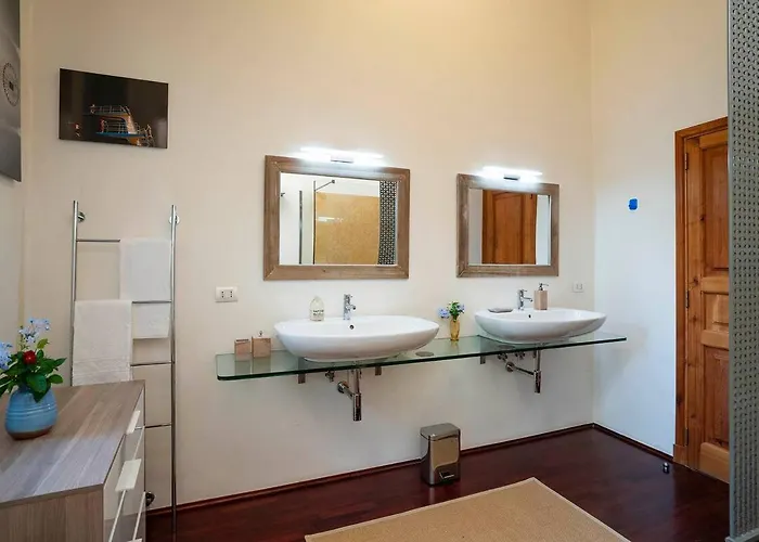 Lejlighed Situato Sulla Prima Collina Con Vista Magnifica