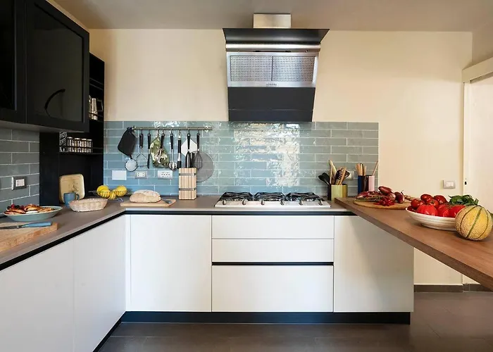 Situato Sulla Prima Collina Con Vista Magnifica Lejlighed *